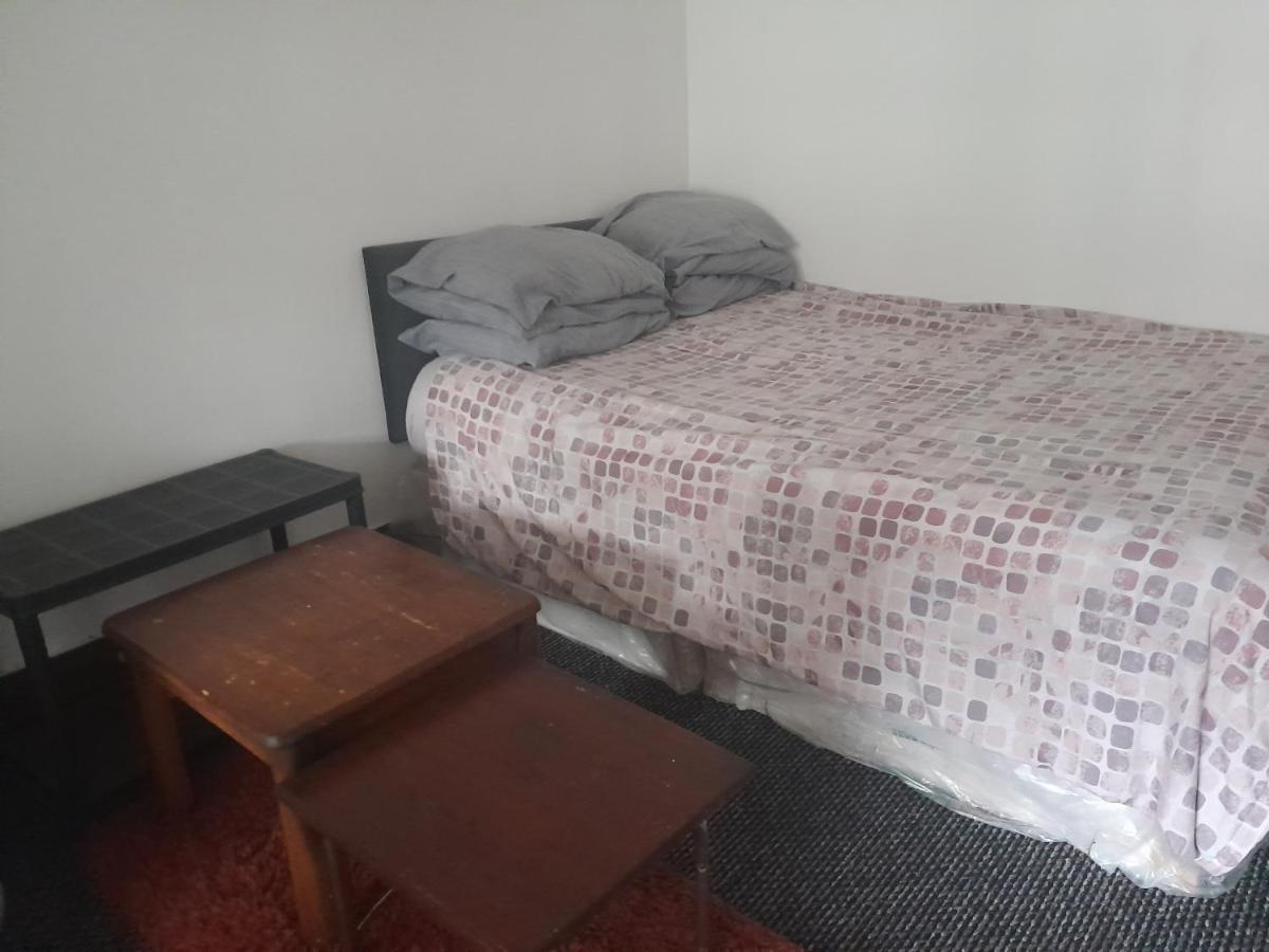 Lovely 1-Bed Studio In London Apartment Exterior photo
